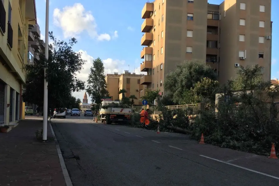 L’avvio dei lavori in via Marche (foto L'Unione Sarda - Scano)