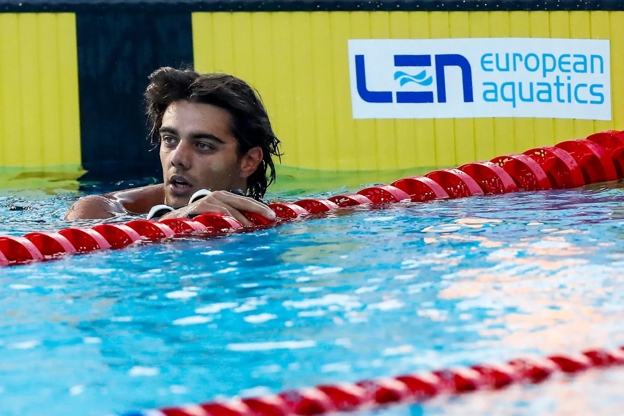 Italy's Thomas Ceccon competes in the Men's 50m backstroke final during the LEN European Aquatics Championships in Rome, Italy, 15 August 2022. ANSA/ANGELO CARCONI