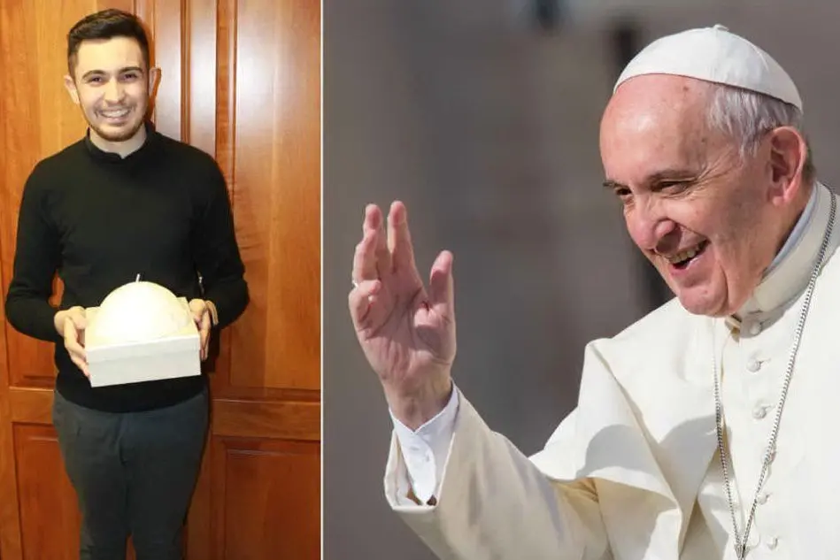 Il seminarista con lo zucchetto barattato con il Papa