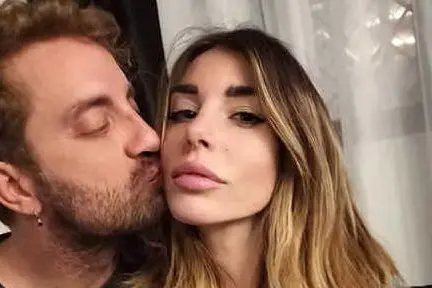 Bianca Atzei e Stefano Corti (foto Instagram)