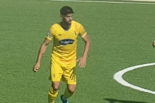 Maximiliano Ciarniello (34 anni) dell'Arborea, in azione (foto di Giacomo Pala)