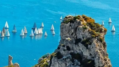 https://immagini.unionesarda.it/version/c:YmU1MzAwNmQtZDA3NC00:YjBhODNjYjctOTdkOS00/image.webp?f=16:9