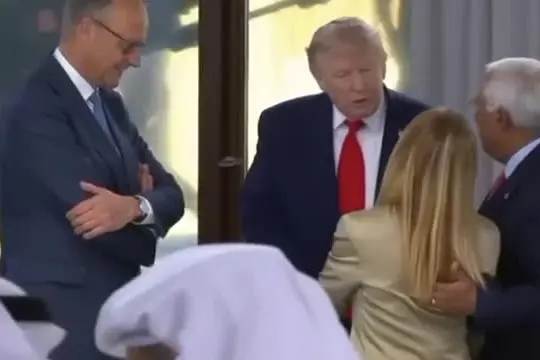 Trump: Meloni vuole tornare amica degli Usa "per i consensi"