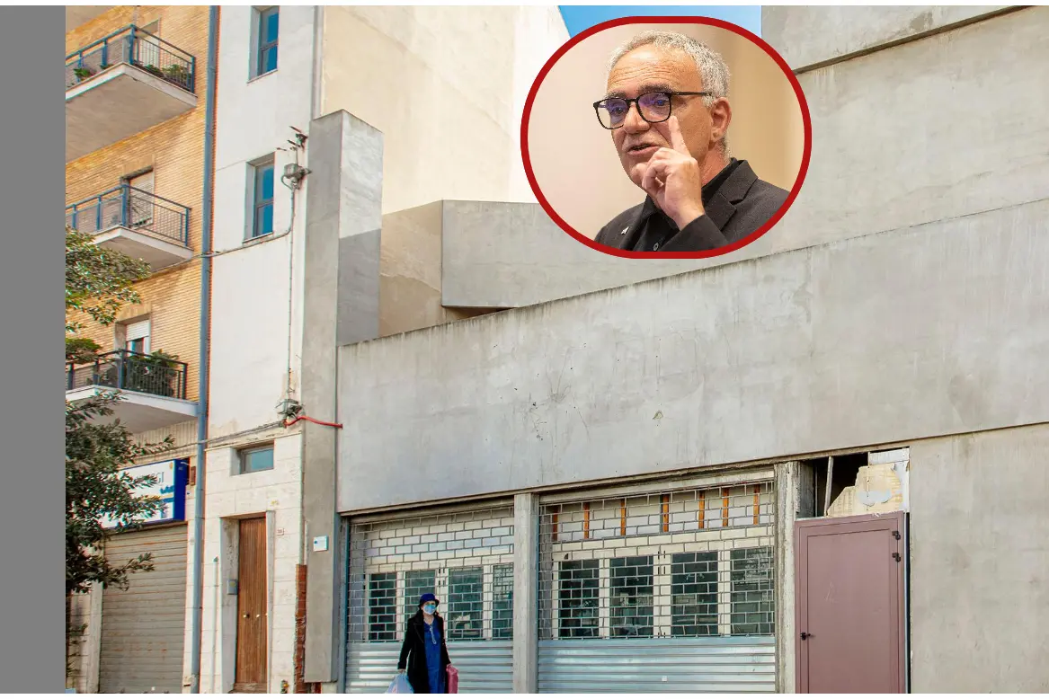 The exterior of the Cineteatro Nuovo and, in the tondo, the mayor of Quartu Graziano Milia (Archive)