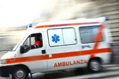 Un'ambulanza