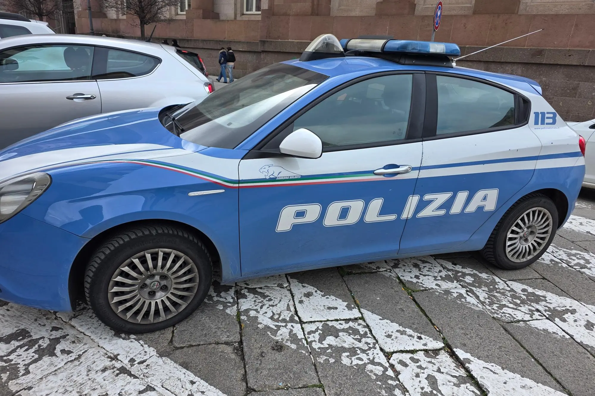 Volante della polizia di Stato