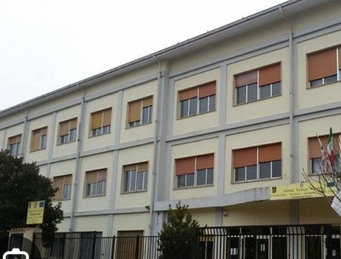 Scuola chiusa dopo 50 anni