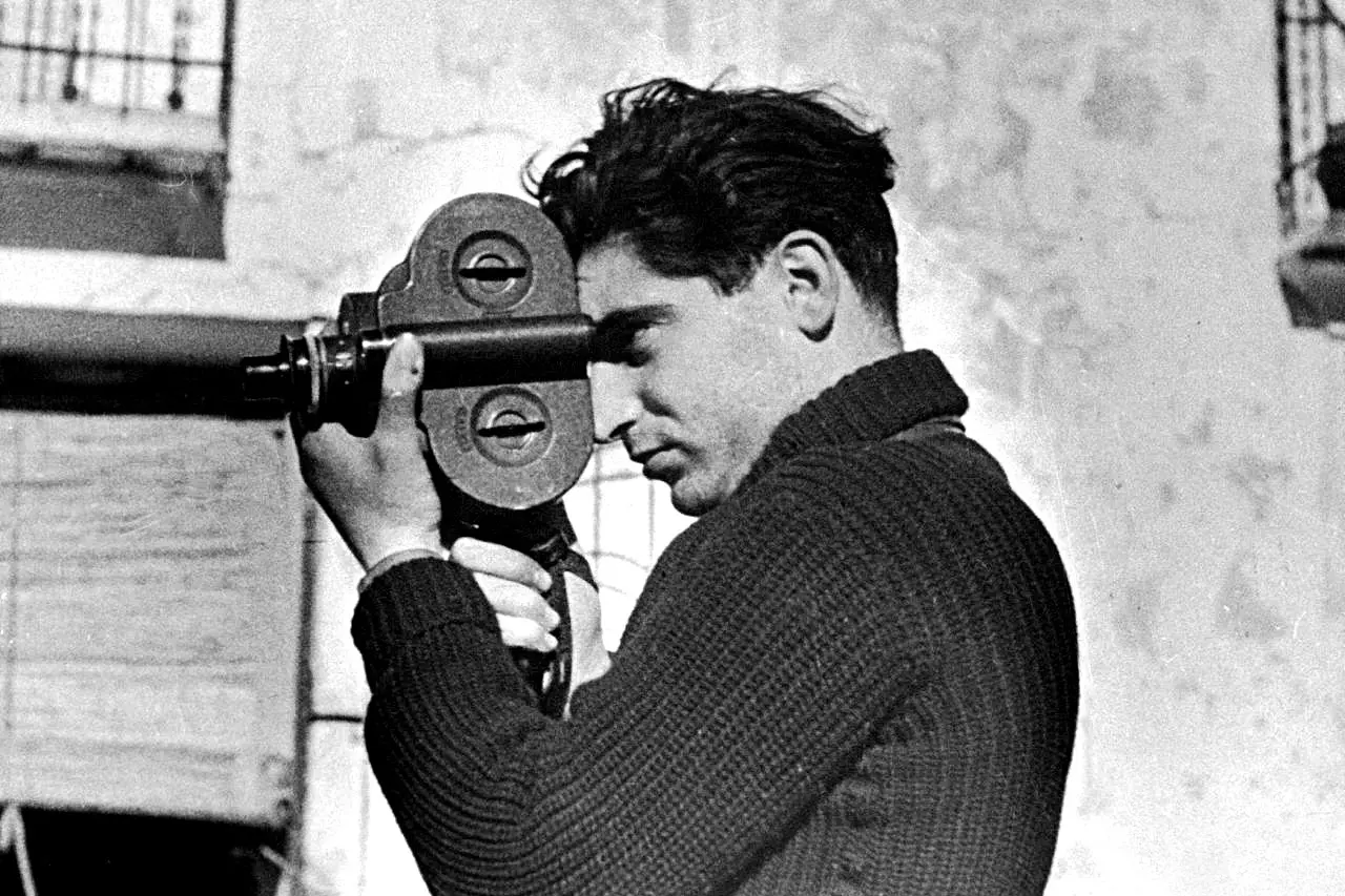 Robert Capa (foto Gerda Taro)