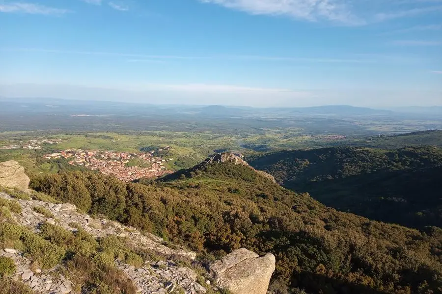 Panorama dalle cime del Montiferru (foto Pintus)