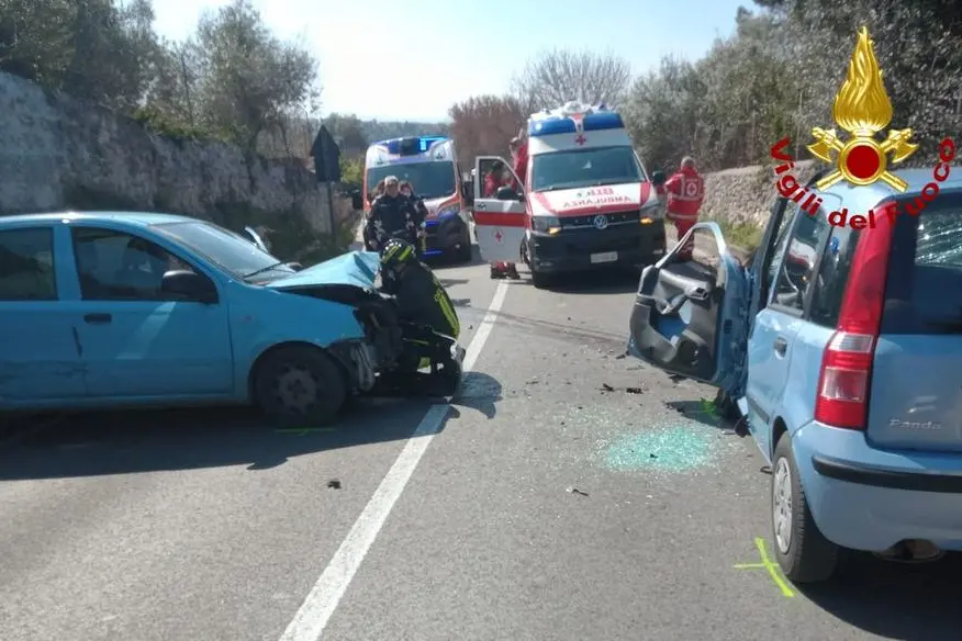 L'incidente (foto Vigili del fuoco)
