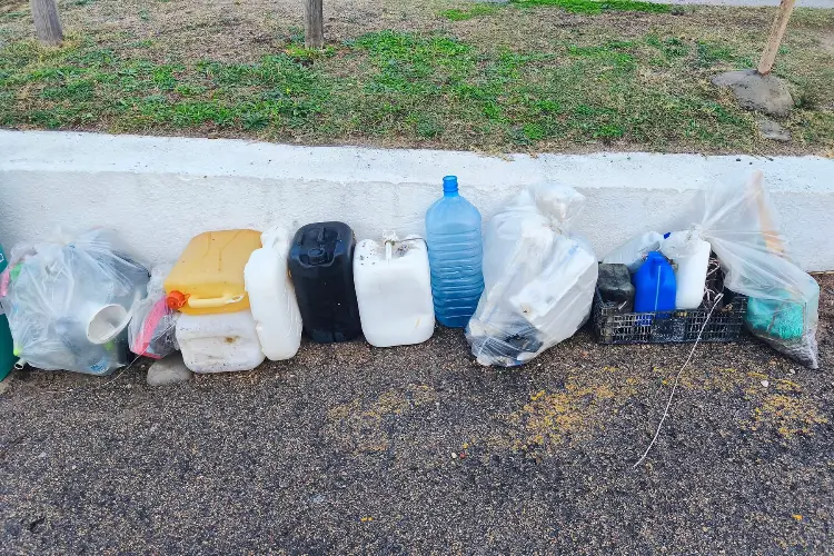 Rifiuti a Valledoria (foto concessa)