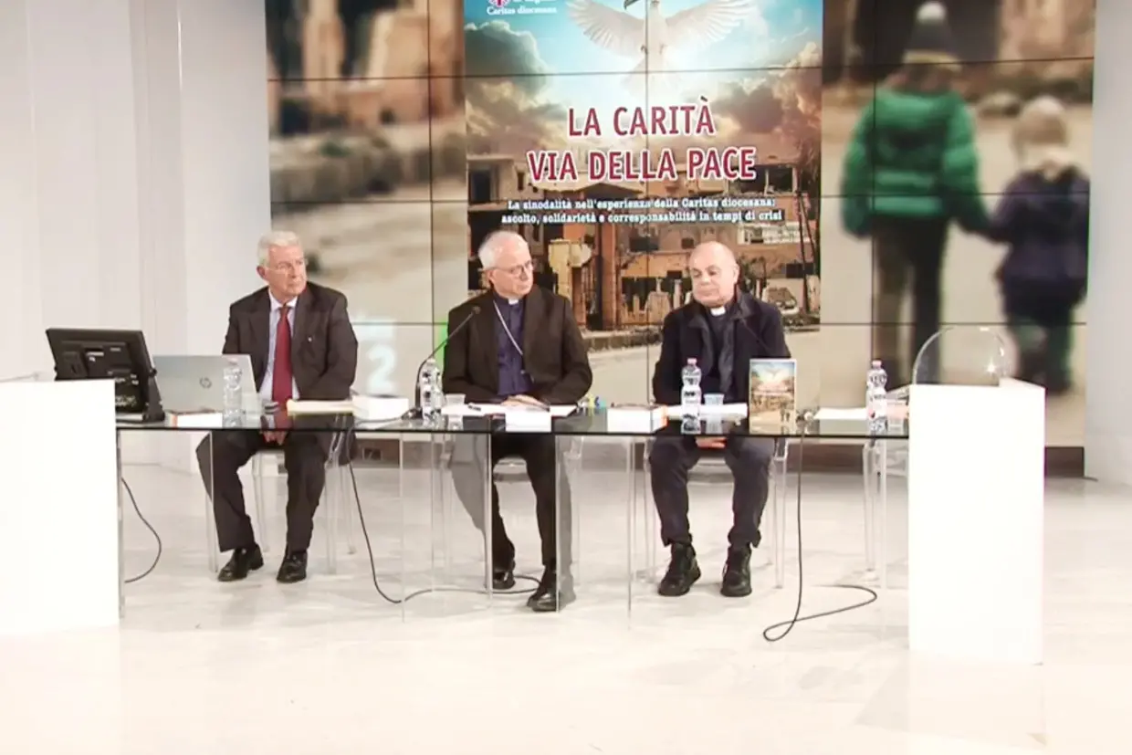 La presentazione del dossier Caritas a Cagliari (foto L'Unione Sarda)