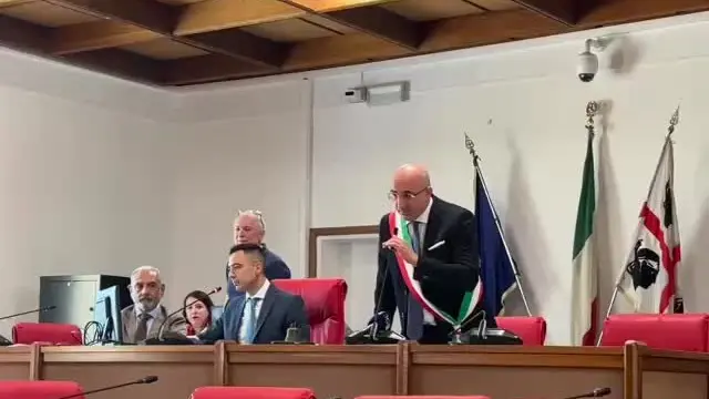 https://immagini.unionesarda.it/version/c:YmY1YTg0YmItODUxMC00:NGMzZDFlMTktM2UwZS00/image.webp?f=16:9