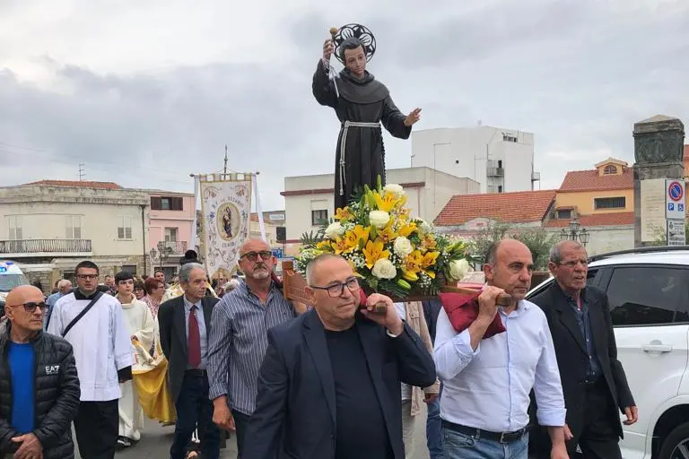 Processione in onore di San Salvatore