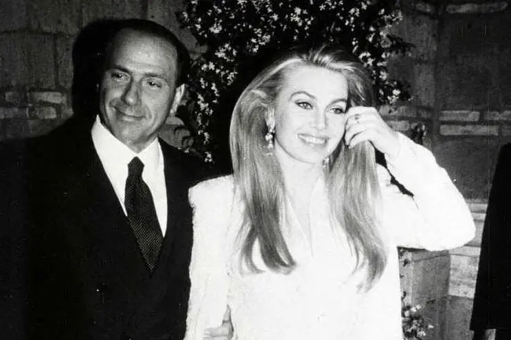 Berlusconi e l'ex moglie Veronica (Wikipedia)