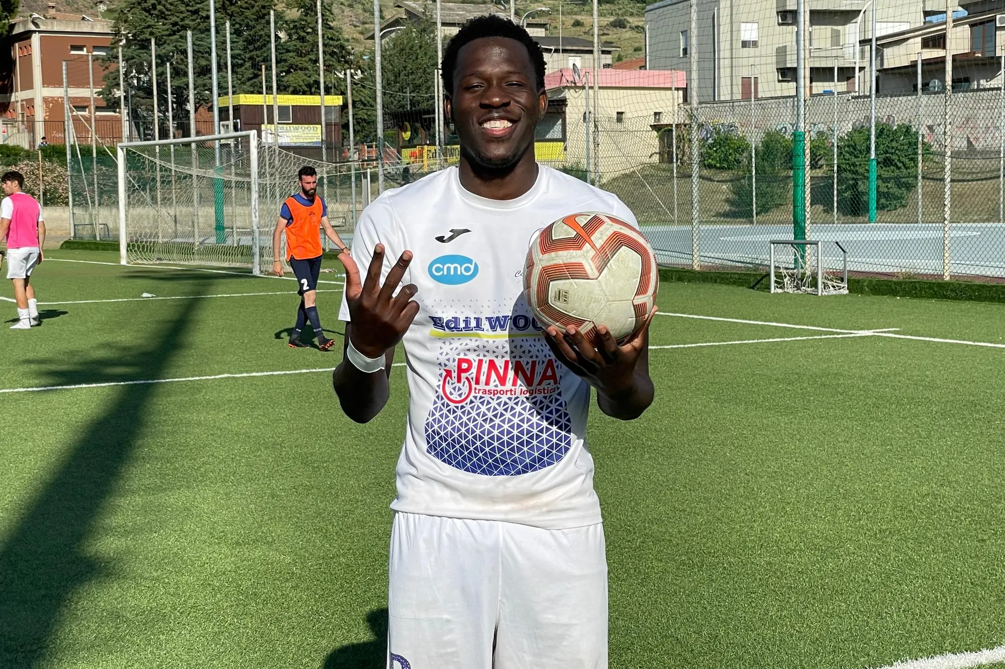Yann Fangwa, di nuovo in Sardegna con l’Atletico Uri dopo Muravera e Monastir (foto Spignesi)