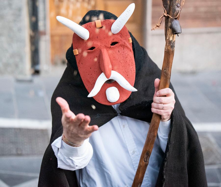 Ecco il “Carnevale di Sardegna” Domani uno speciale in regalo