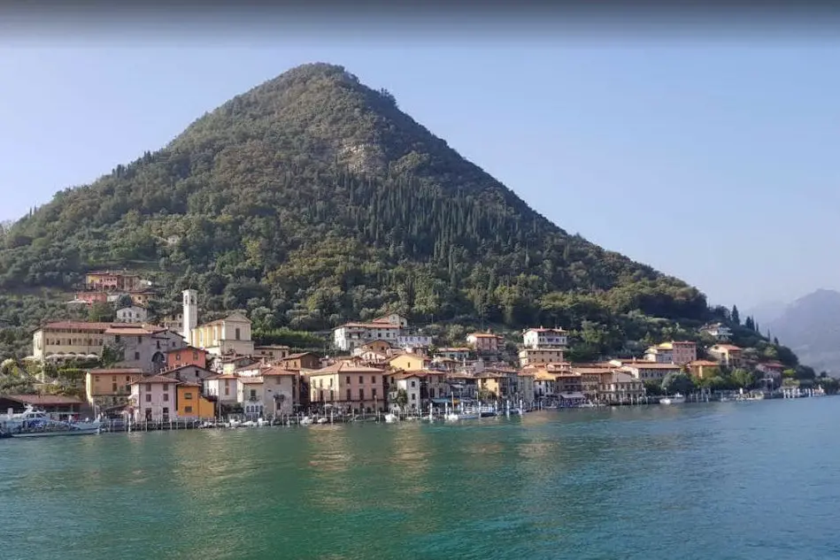 Il lago d'Iseo (foto Google Maps)