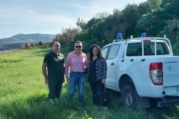 Forestas con la sindaca Tirotto e l'assessore Speziga (foto concessa)