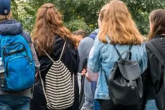 Studenti durante un'escursione organizzata dalla scuola