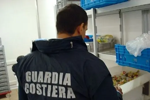 I controlli della Guardia costiera a Cabras
