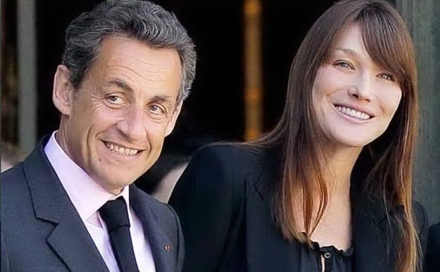 Nel 2008 sposa il presidente francese Nicolas Sarkozy (archivio L'Unione Sarda)