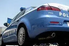 UNA PATTUGLIA DELLA POLIZIA