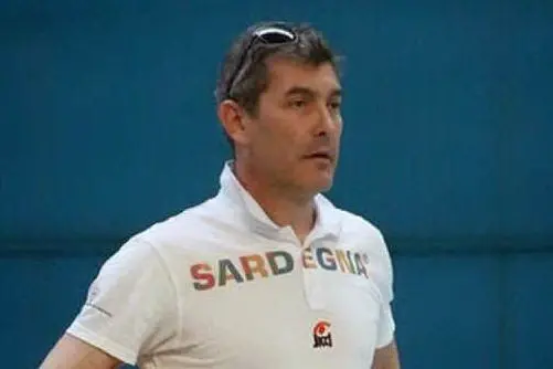 L'allenatore Maurizio Perra