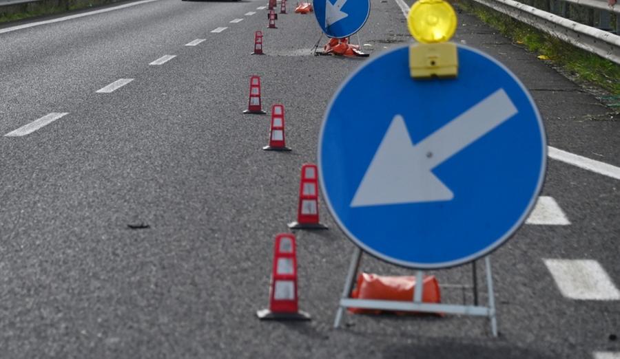 Asfalto nuovo sulla Sassari-Olbia, chiude lo svincolo di Chilivani