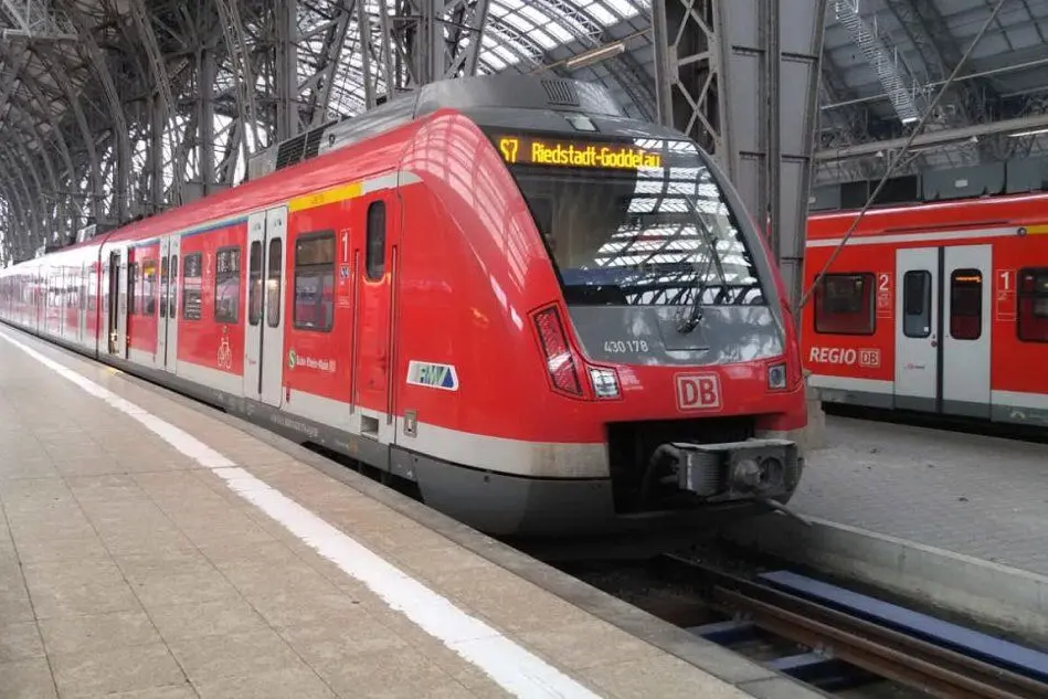 La stazione di Francoforte (foto Google Maps)