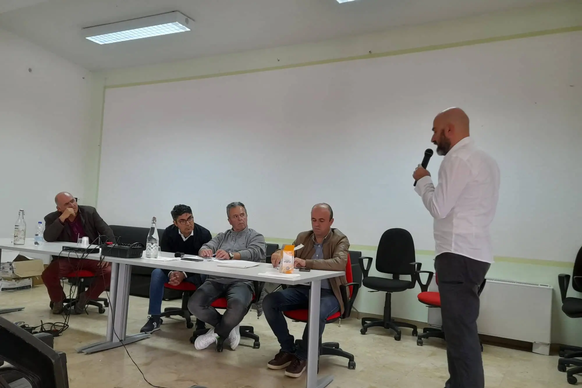 Un momento dell'incontro (foto Dui)