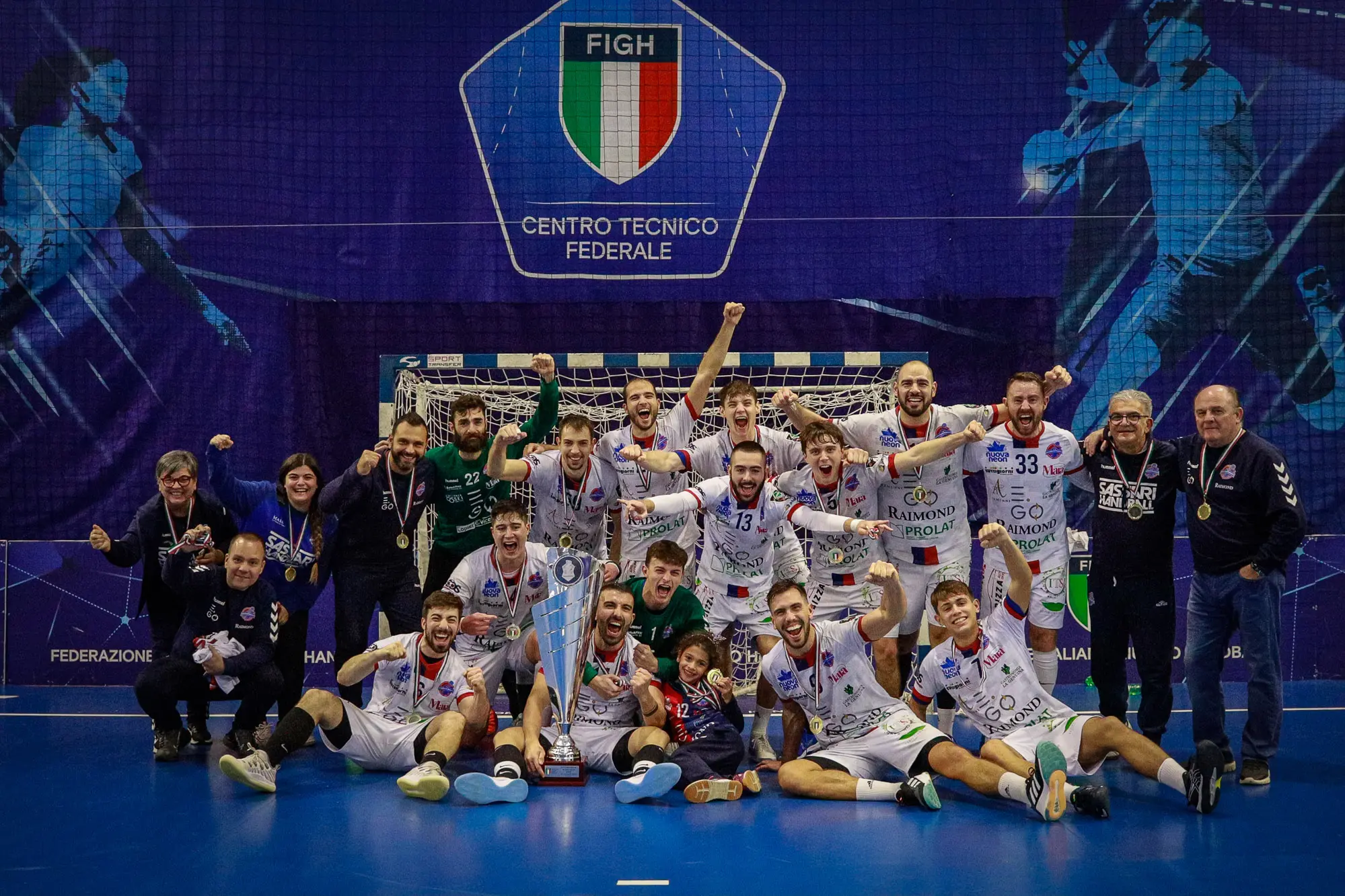 La Raimond Ego Sassari vince la Supercoppa 2023 (foto Isabella Gandolfi - Federhandball)