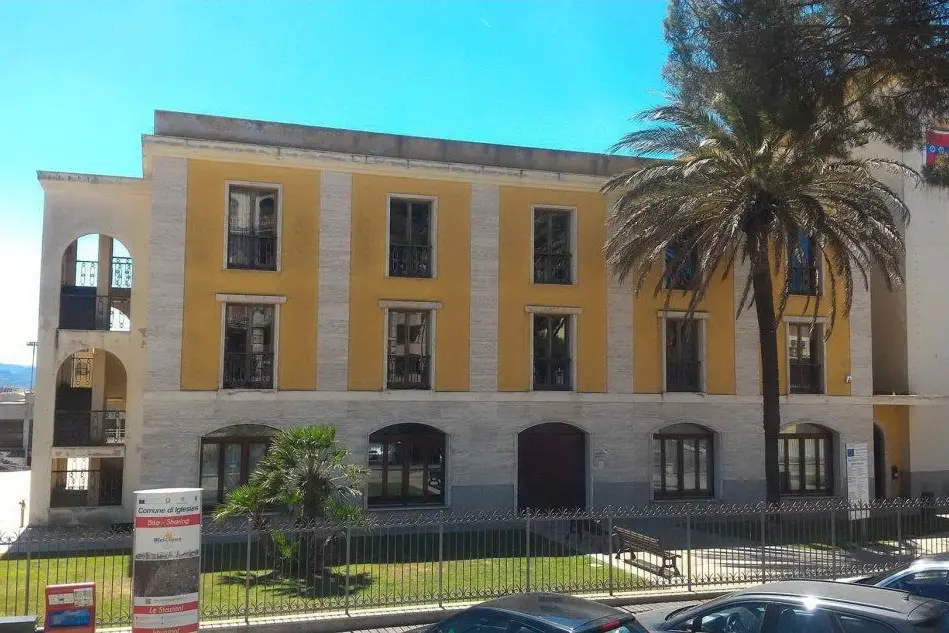 Il Centro direzionale del Comune di Iglesias (foto L'Unione Sarda - Cappa)