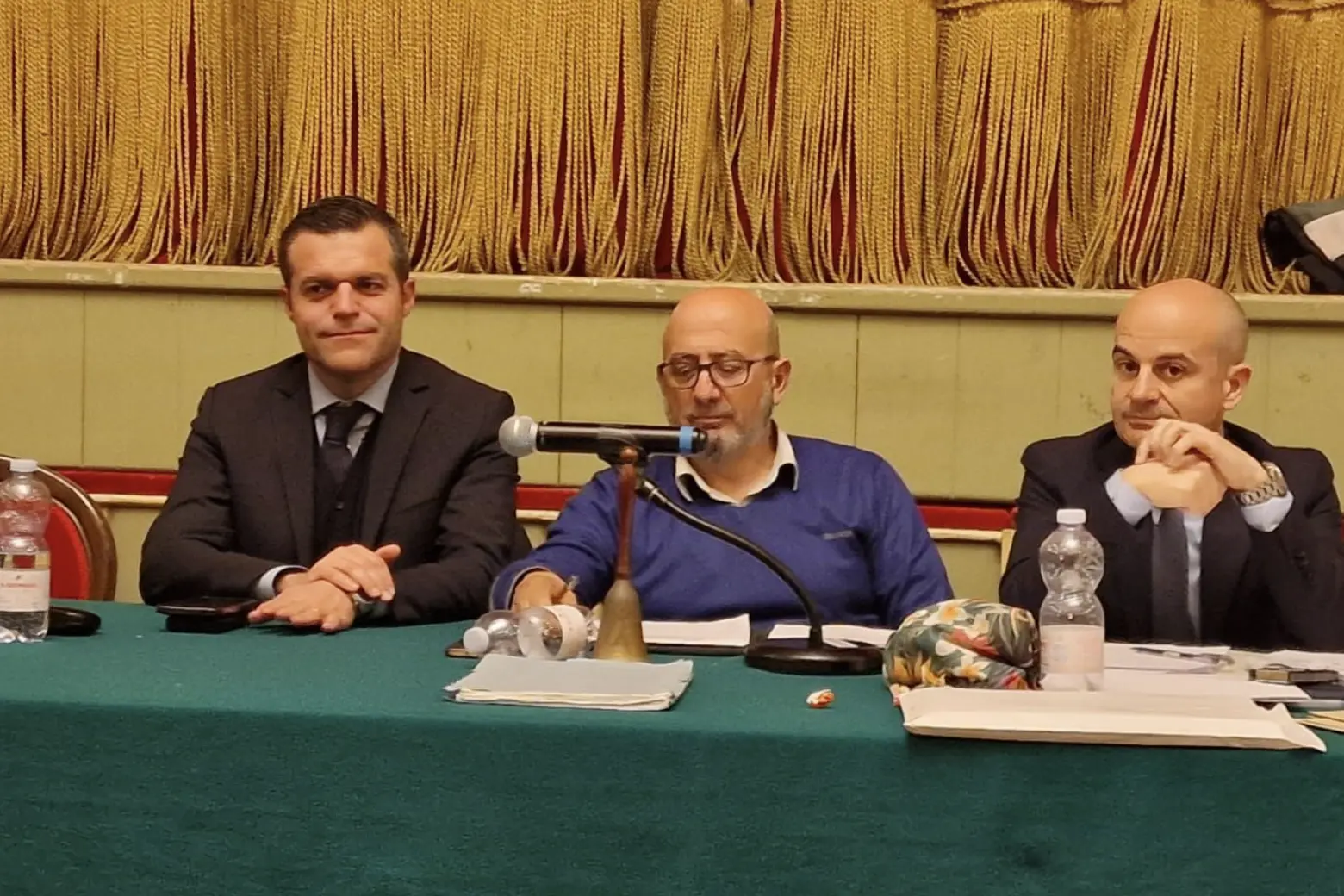 Il sindaco Raimondo Cacciotto con il presidente del Consiglio comunale Mimmo Pirisi (foto Fiori)