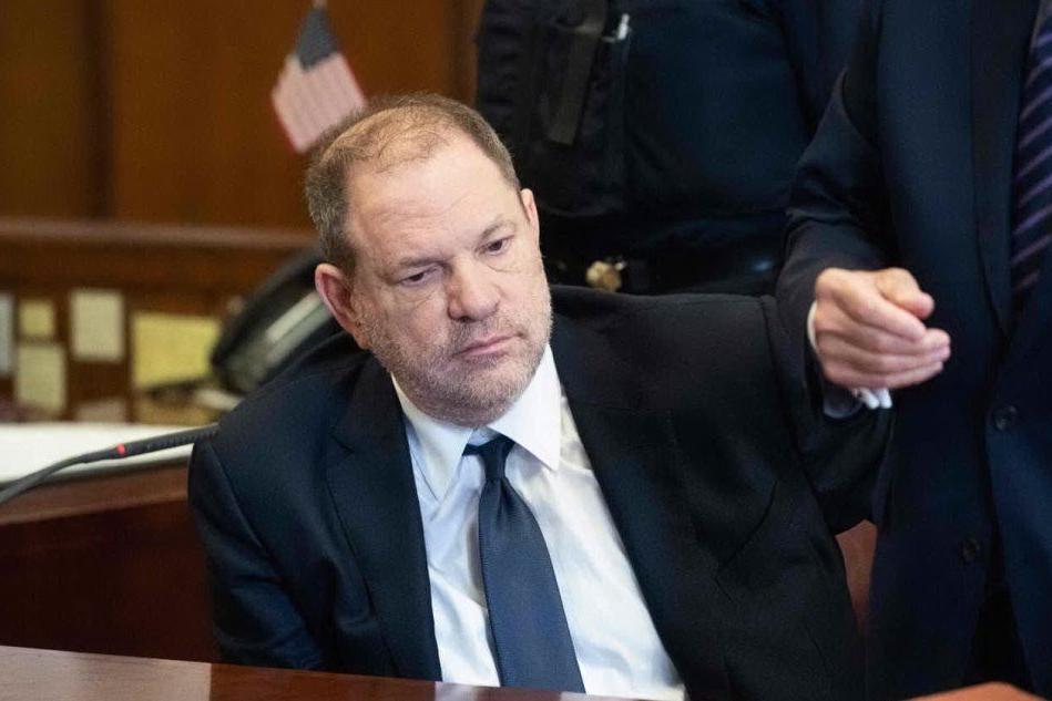 Molestie, nuova incriminazione per Weinstein: ora rischia l'ergastolo