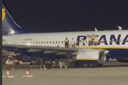 I passeggeri in fuga (foto da frame video X)