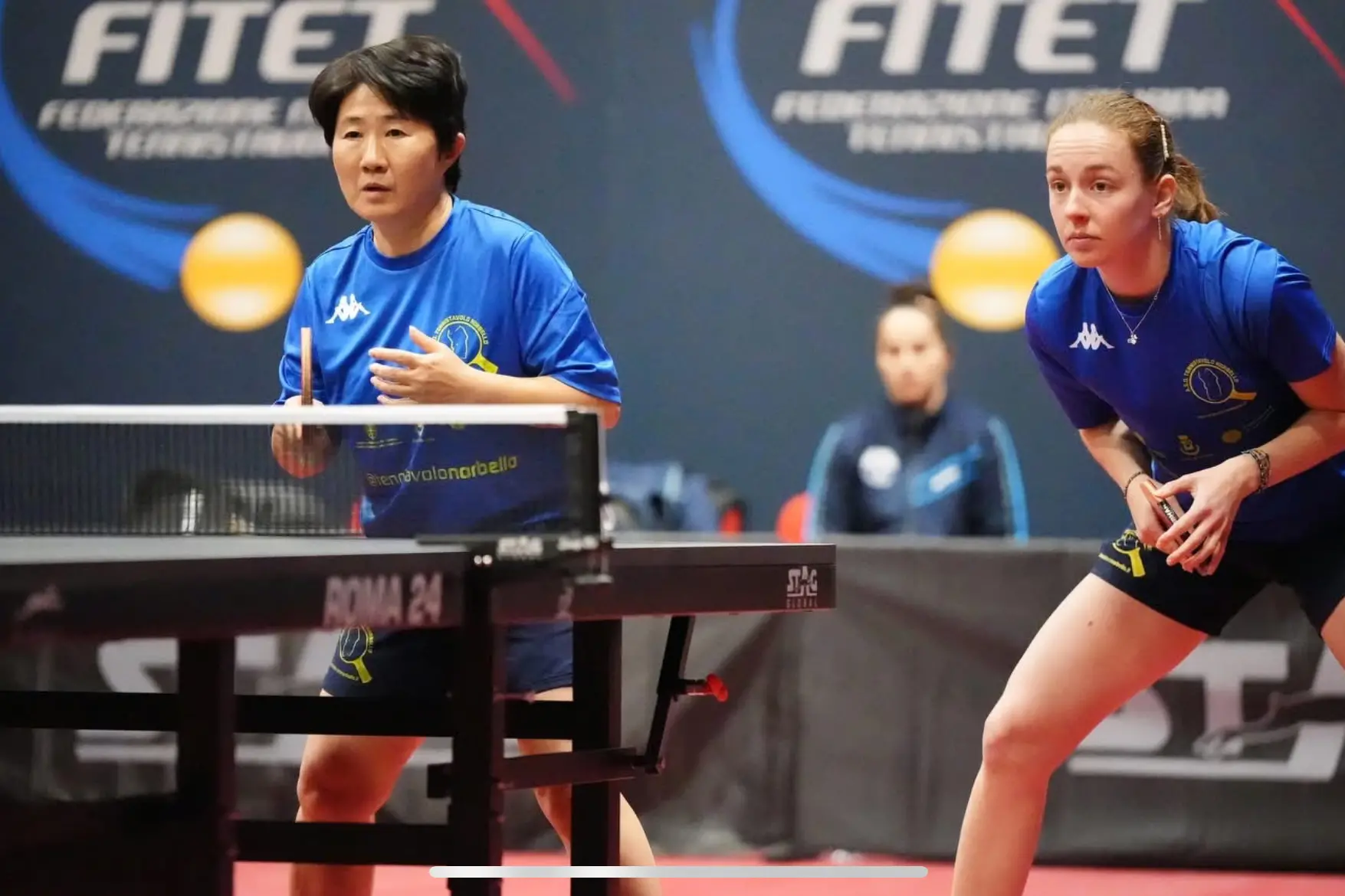 Tan Wenling e Ana Tofant del Norbello in un match di doppio nella Final Four di Ancona - Fotoconcessa dalla Federazione Tennistavolo (Fitet)
