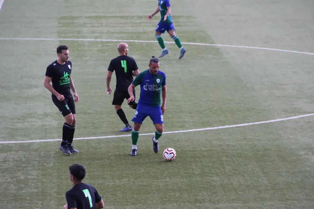 Mauro Ragatzu, attaccante Sant'Elena