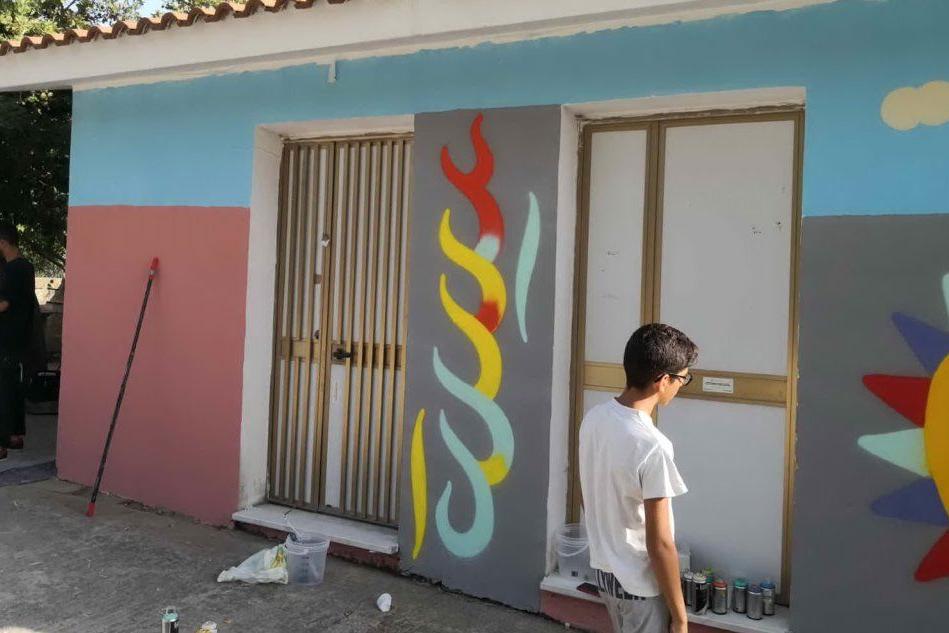 Realizzazione di un murales a Gesico (foto L'Unione Sarda - Sirigu)