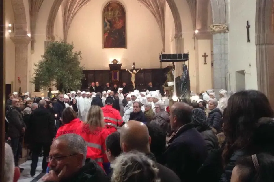 I soccorsi in cattedrale