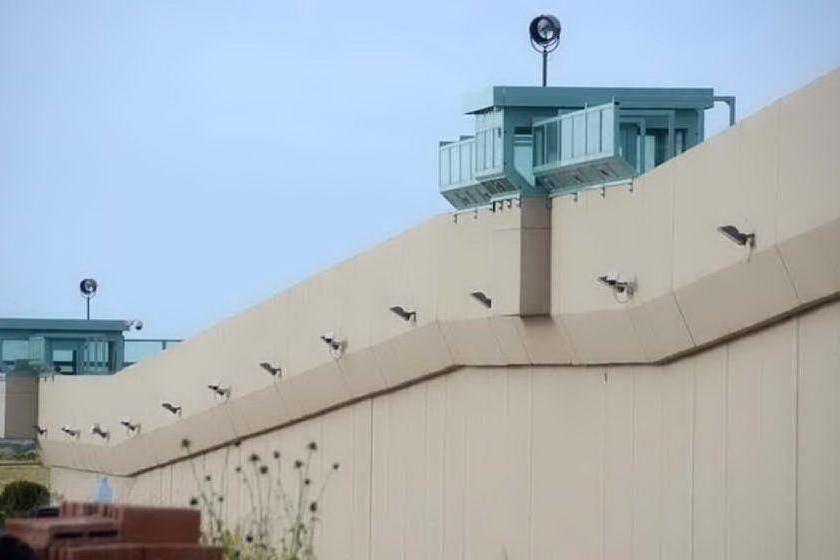 Agenti aggrediti nelle carceri sarde: il caso finisce in Parlamento