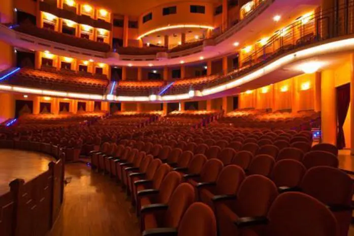 Il teatro Comunale di Sassari (foto Ansa)