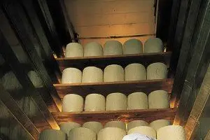 Forme di Pecorino romano