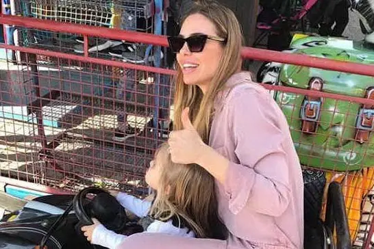 Ilary Blasi con la figlia (foto Instagram)