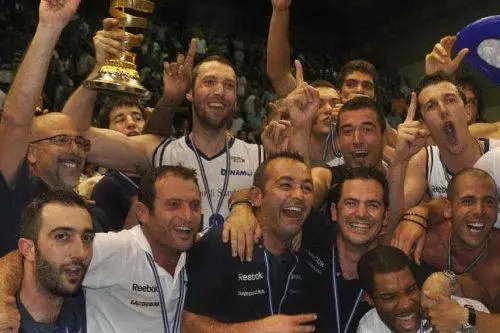 La festa della Dinamo al PalaSerradimigni
