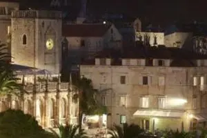 Il vecchio hotel Centrale di Carbonia