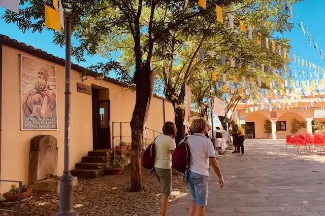 Il centro storico di Laconi (foto Pinna)