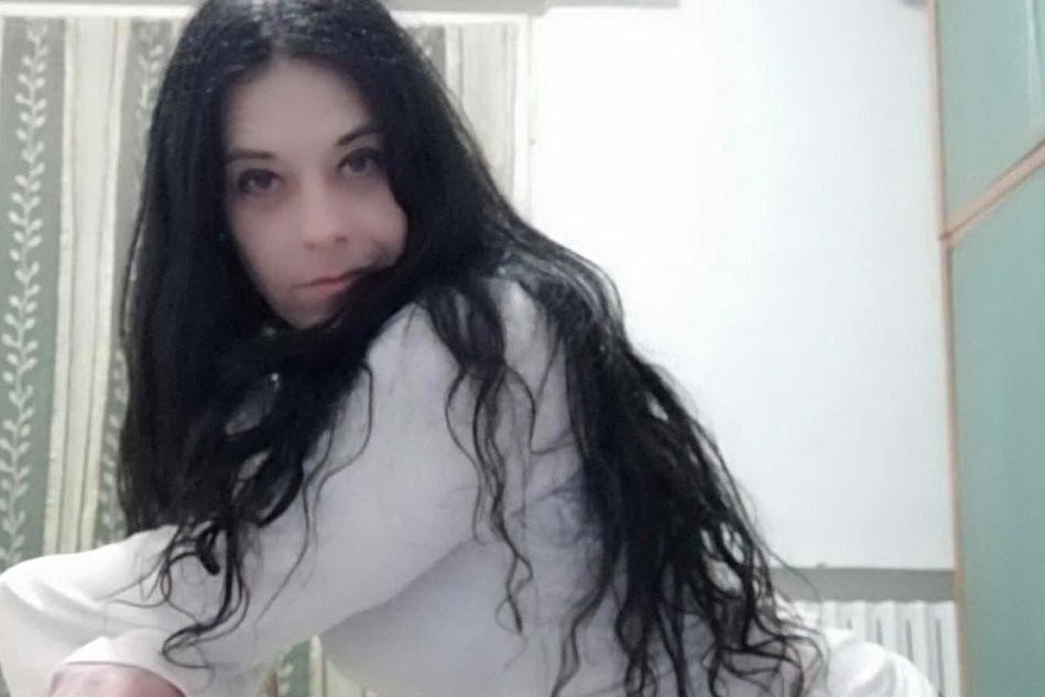 41enne sarda uccisa dal marito a Pesaro: &quot;Sgozzata con due coltelli&quot;