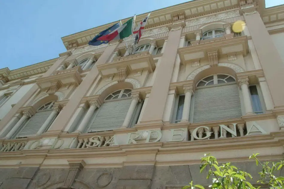 La sede del Banco di Sardegna (Archivio L'Unione Sarda)