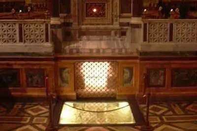 Il sarcofago dell'apostolo San Paolo (foto: Internet)